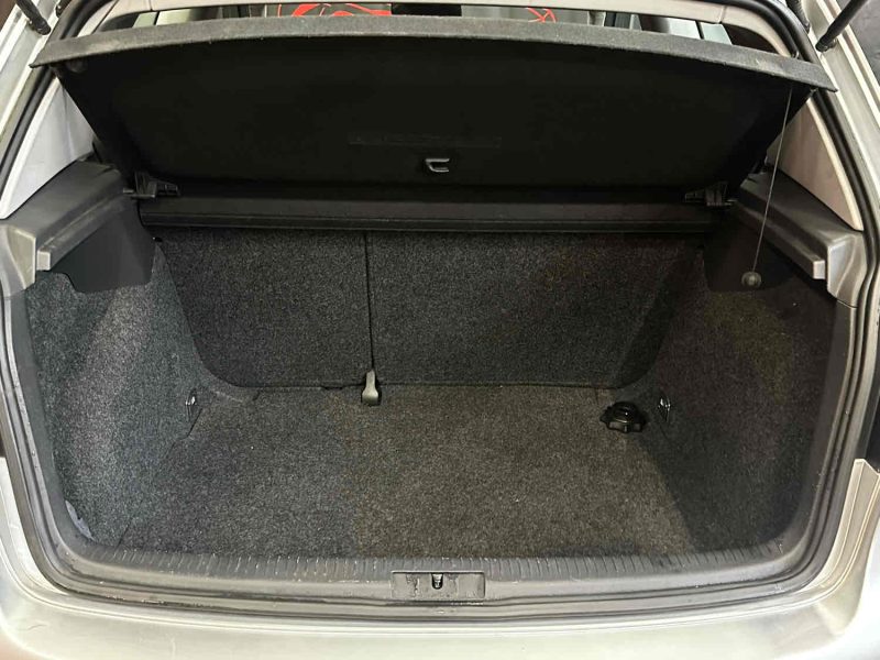 VOLKSWAGEN GOLF 5 1.4 16S 75 Trend Pack