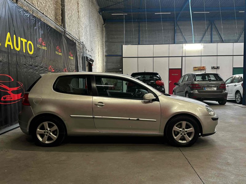 VOLKSWAGEN GOLF 5 1.4 16S 75 Trend Pack