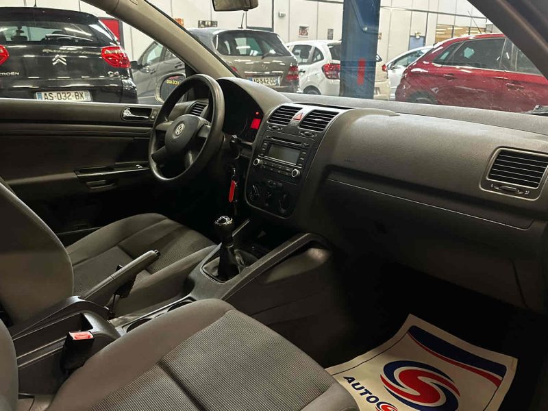 VOLKSWAGEN GOLF 5 1.4 16S 75 Trend Pack