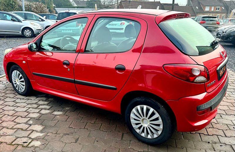 PEUGEOT 206+ 1.4L HDi 68Ch *Blue Lion* / REVISEE&GARANTIE