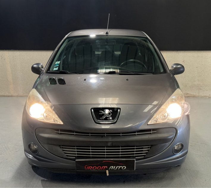 PEUGEOT 206+ 1.4 HDI 70CH BLUE LION TRENDY