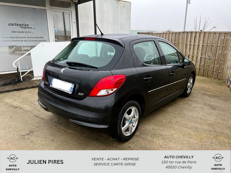PEUGEOT 207  2012