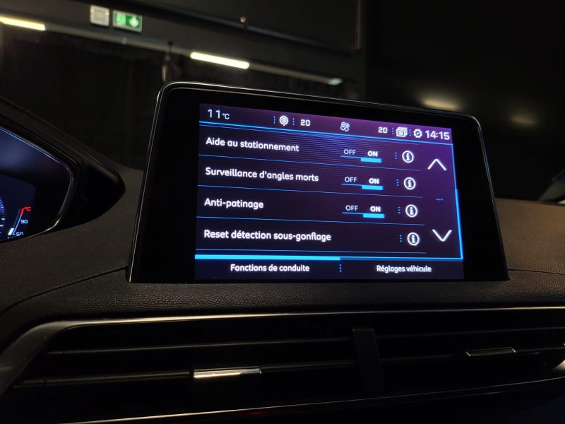 PEUGEOT 3008 1.2 PURETECH 130CV ALLURE / 1ERE MAIN / SUIVI COMPLET PEUGEOT / APPLE CARPLAY / AUDROID