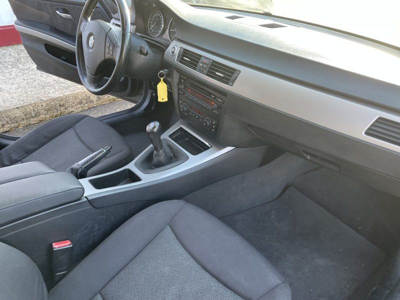 B.M.W. SERIE 3 2005