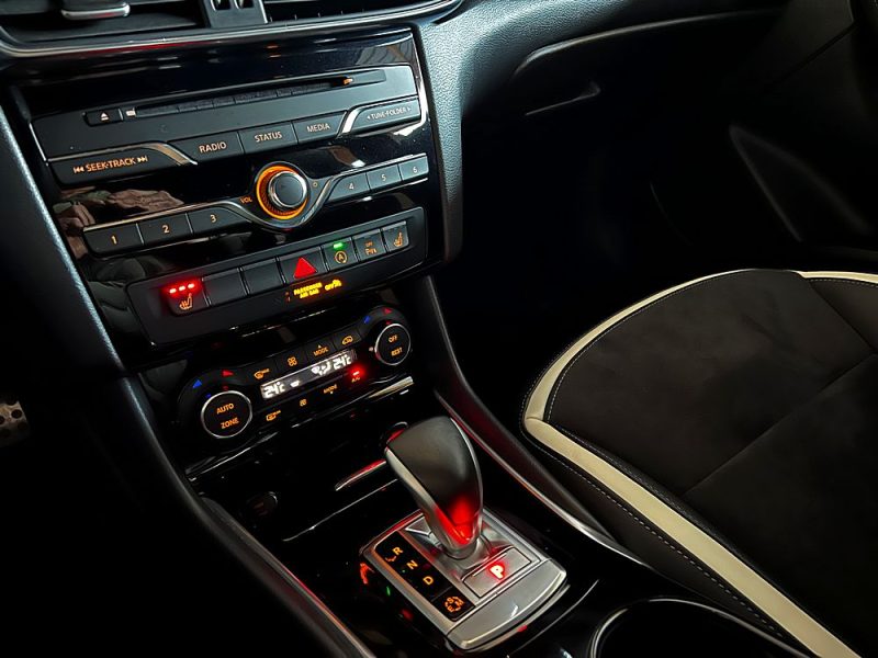 INFINITIQ30 S 2.0 T 211 CV AWD DCT SPORT