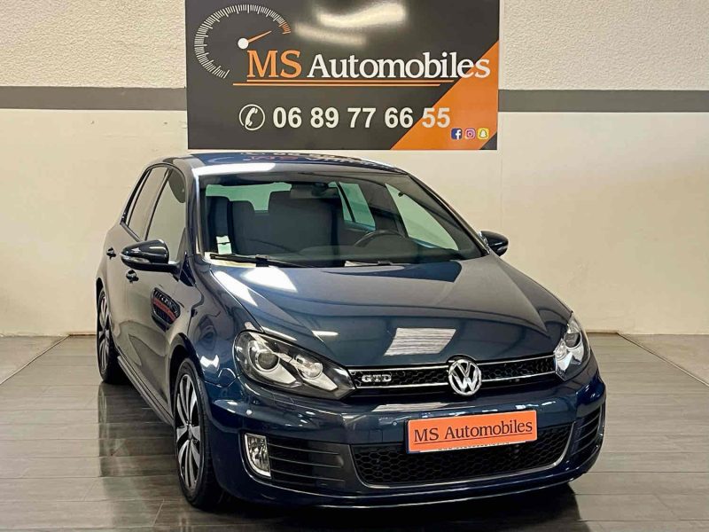 VOLKSWAGEN GOLF 2010