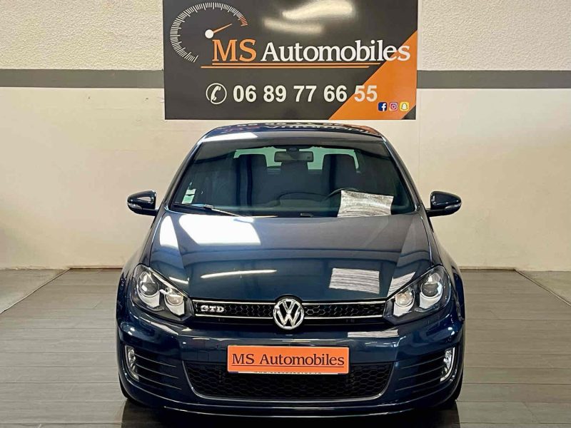 VOLKSWAGEN GOLF 2010