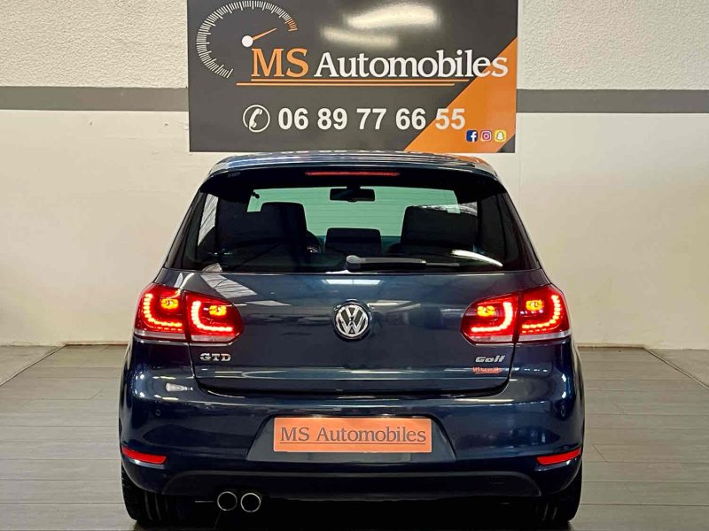 VOLKSWAGEN GOLF 2010