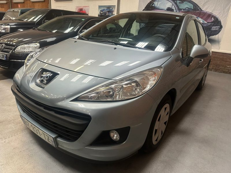 PEUGEOT 207 1.4 HDi Active 2012