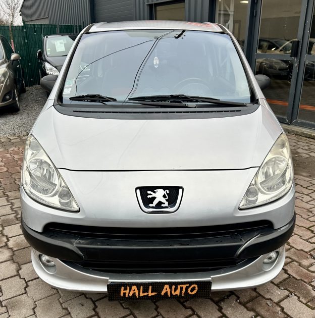 PEUGEOT 1007 1.4L HDi 68Ch *TRENDY* / REVISEE&GARANTIE
