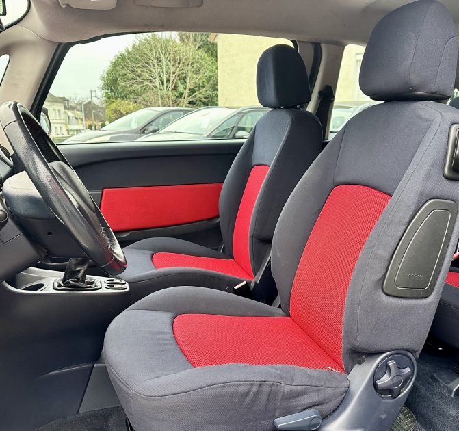 PEUGEOT 1007 1.4L HDi 68Ch *TRENDY* / REVISEE&GARANTIE