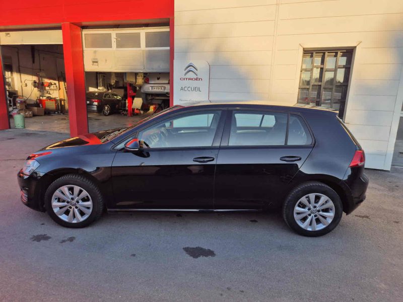 VOLKSWAGEN GOLF 2014