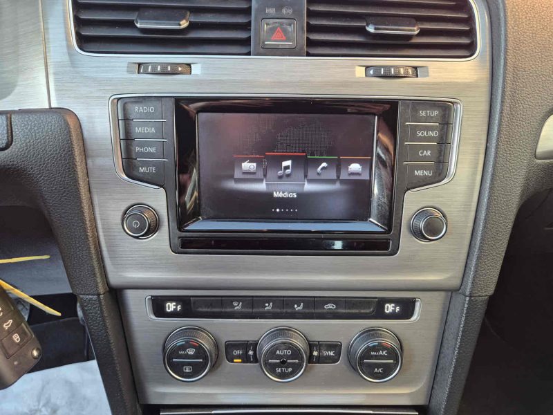 VOLKSWAGEN GOLF 2014