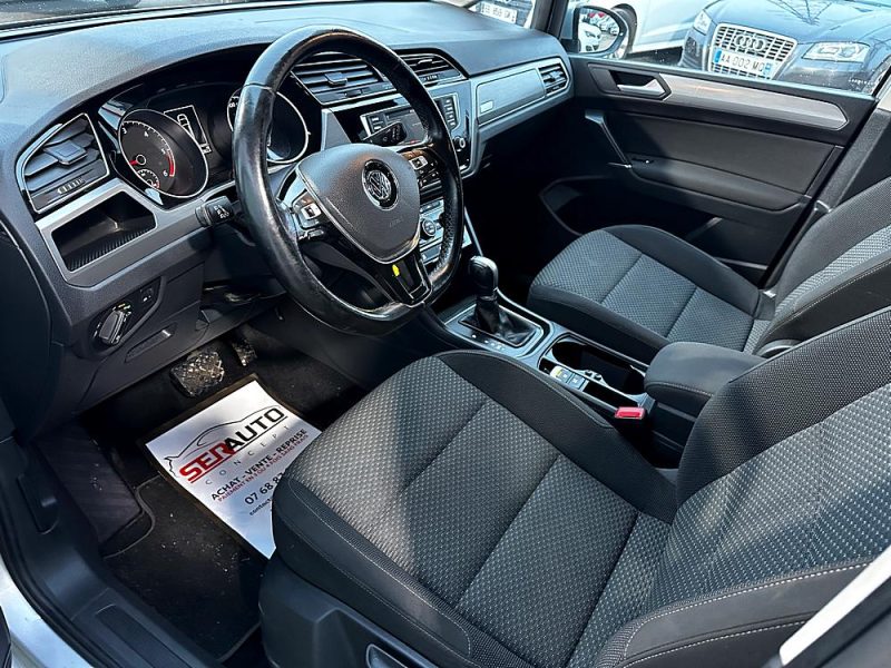 VOLKSWAGEN TOURAN 2016