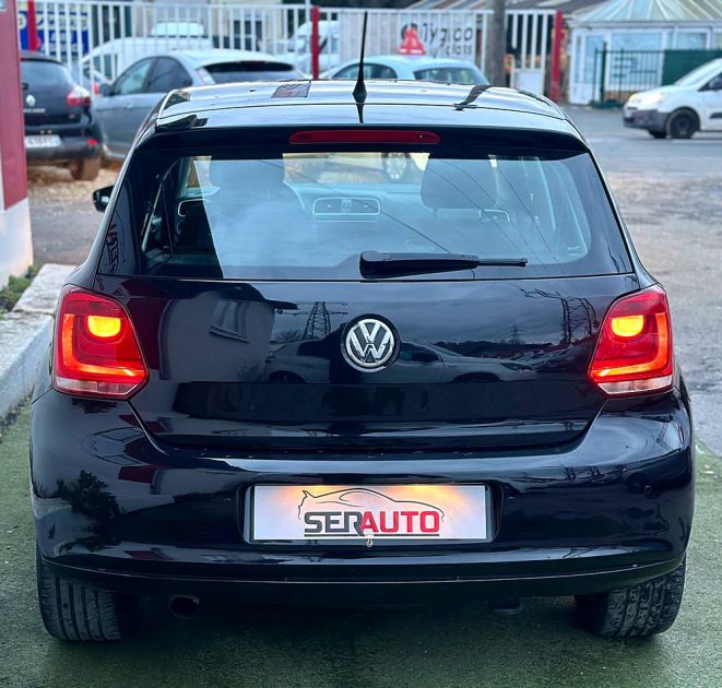 VOLKSWAGEN POLO 2010