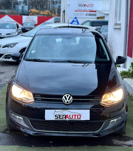 VOLKSWAGEN POLO 2010