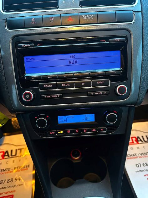 VOLKSWAGEN POLO 2010