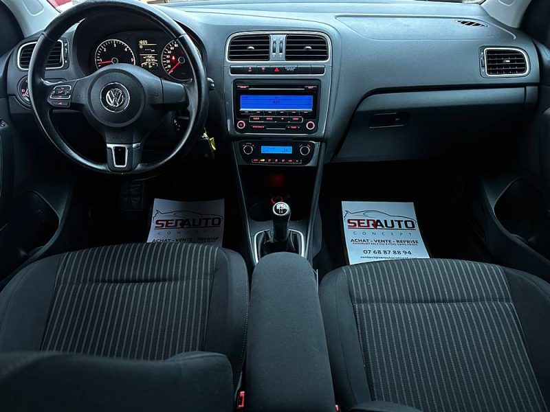 VOLKSWAGEN POLO 2010