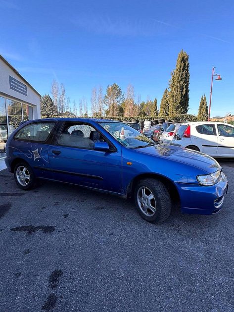 NISSAN ALMERA 1.4 75CV / Climatisation / Révisée / CT OK 
