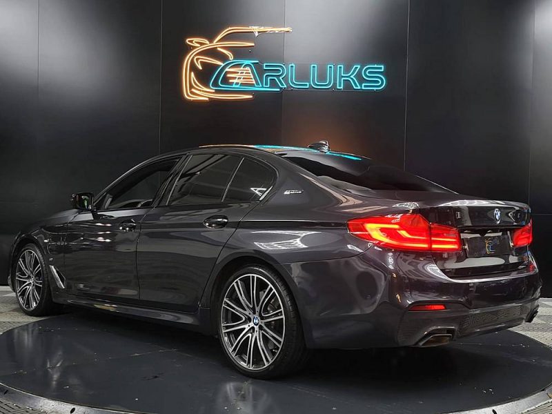 BMW SERIE 5 530e Hybrid 292cv M-Sport Boîte Auto Steptronic8