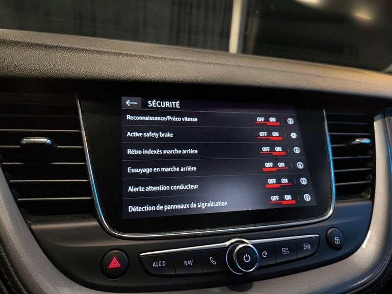 OPEL GRANDLAND X 1.6 Turbo Hybrid 220Ch ELITE