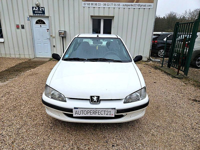 PEUGEOT 106 2000