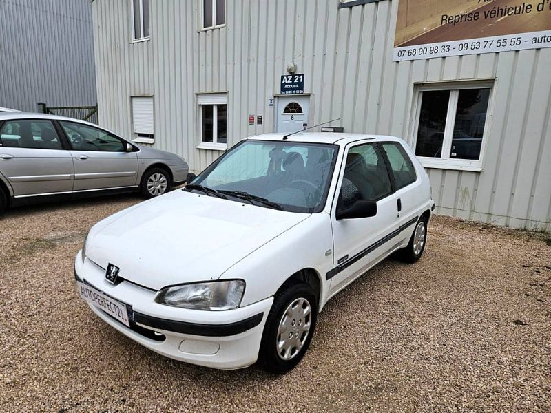 PEUGEOT 106 2000