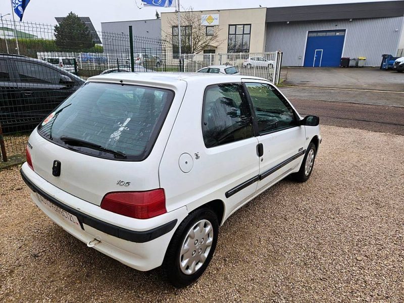 PEUGEOT 106 2000