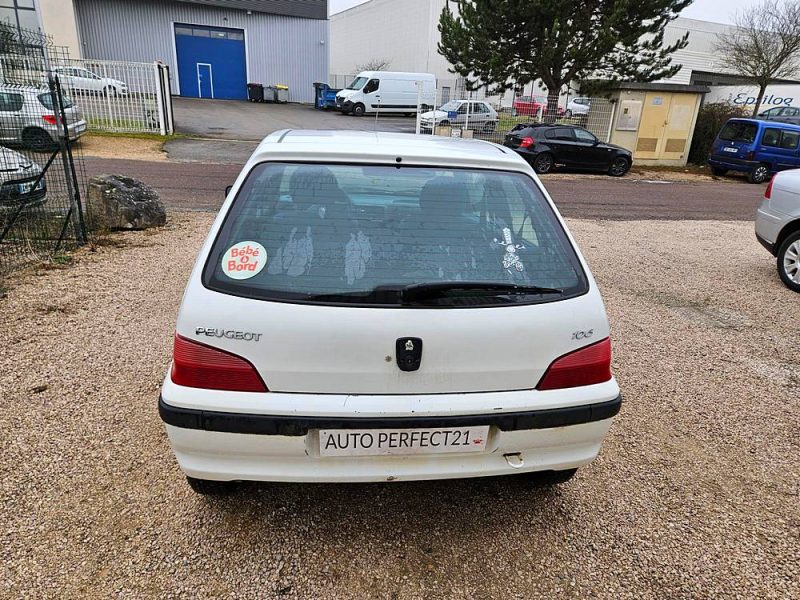 PEUGEOT 106 2000