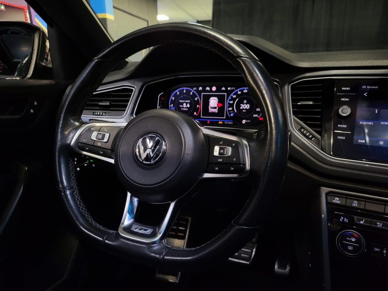 VOLKSWAGEN T-ROC 1.5 TSI 150cv R LINE / TOIT OUVRANT + VIRTUAL COCKPIT + REGULATEUR ADAPTATIF /