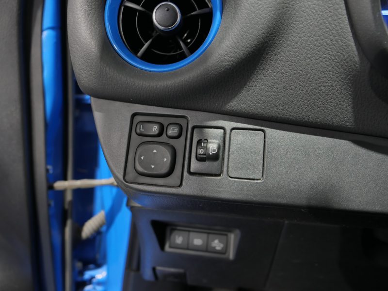 TOYOTA YARIS HYBRID 2018