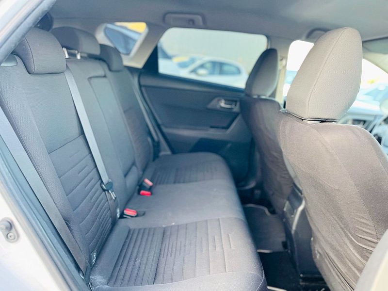 TOYOTA AURIS BUSINESS 1.8 Hybrid 136H