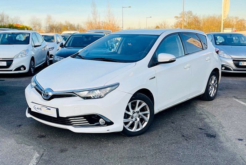 TOYOTA AURIS BUSINESS 1.8 Hybrid 136H