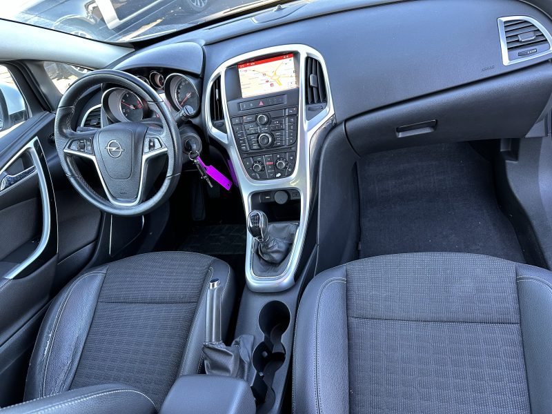 OPEL ASTRA GTC 1.7 CDTI 130ch 2014