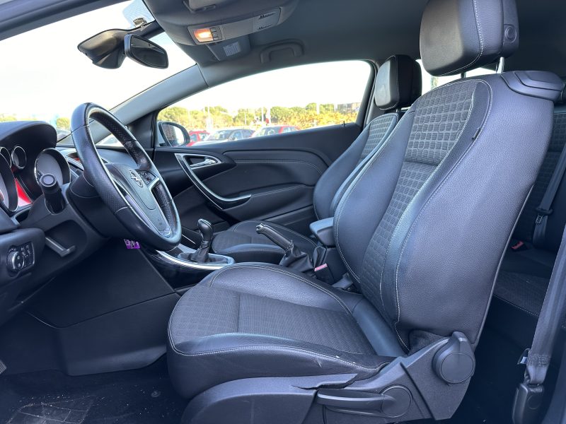 OPEL ASTRA GTC 1.7 CDTI 130ch 2014