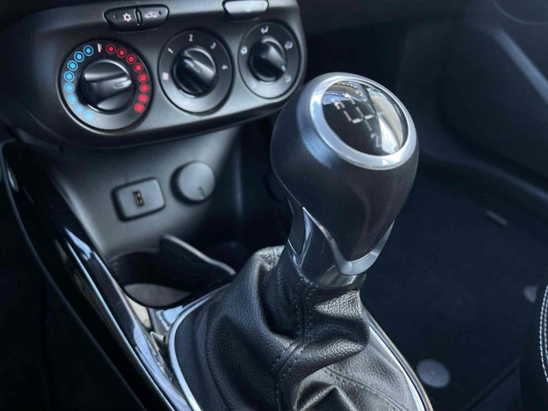 OPEL ADAM 1.4 87 CH BLACK EDITION GARANTIE 6 MOIS