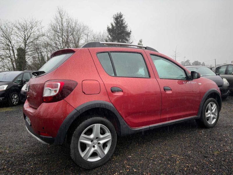 DACIA SANDERO 2013