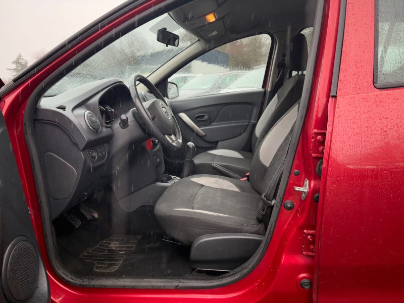 DACIA SANDERO 2013
