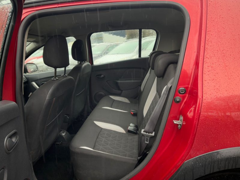 DACIA SANDERO 2013