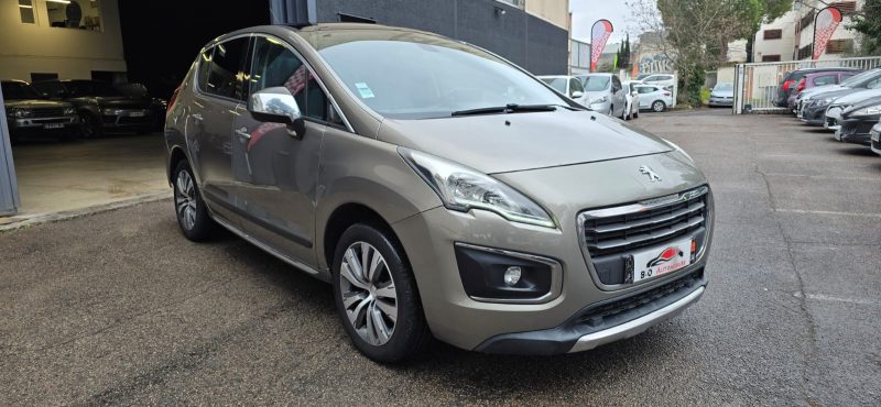 Peugeot 3008 1.6l Blue-HDI 120ch ALLURE, *Crit'Air 2*, *Toit panoramique*, *AFF Tête haute*;*Entreti