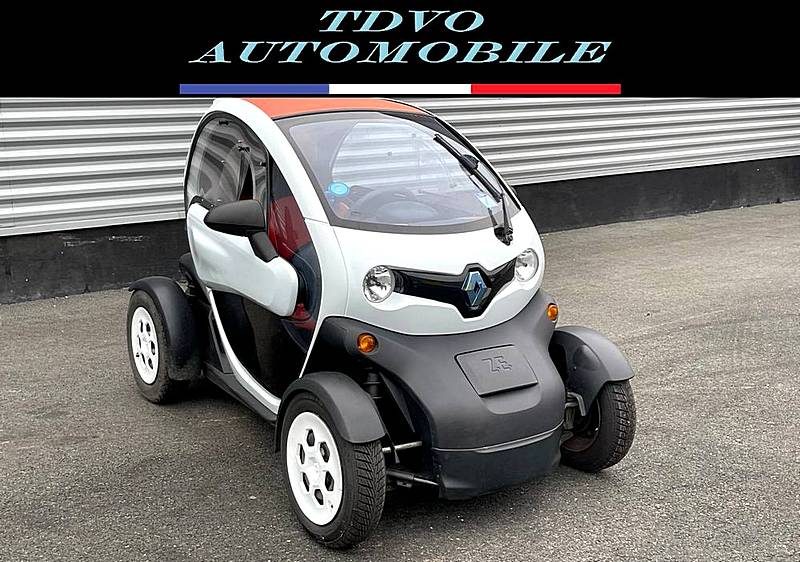 RENAULT TWIZY ELECTRIQUE 80km/h 50 KM D'autonomie blanc / orange 