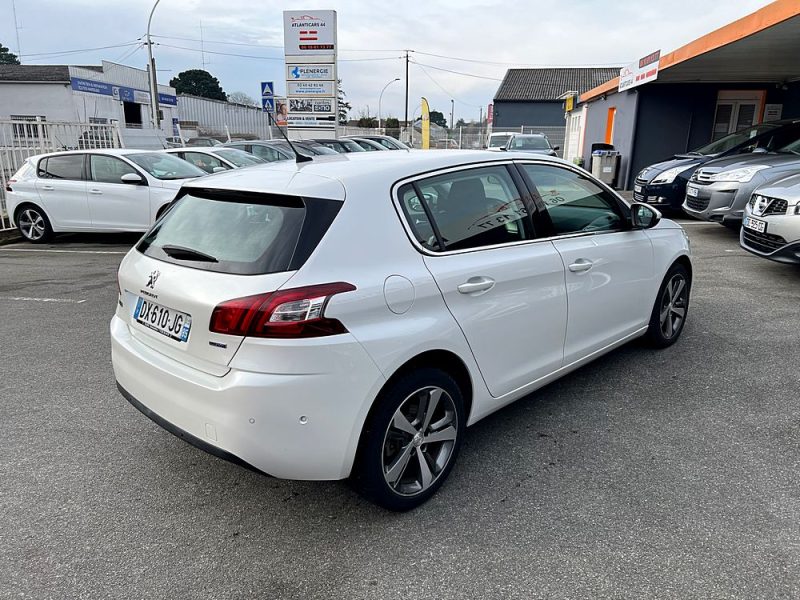 PEUGEOT 308 2015