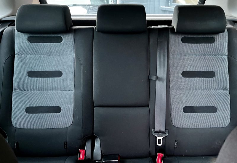 VOLKSWAGEN TIGUAN 2.0L TDI 140Ch ConfortLine 4Motion (4x4) / Révisée&Garantie