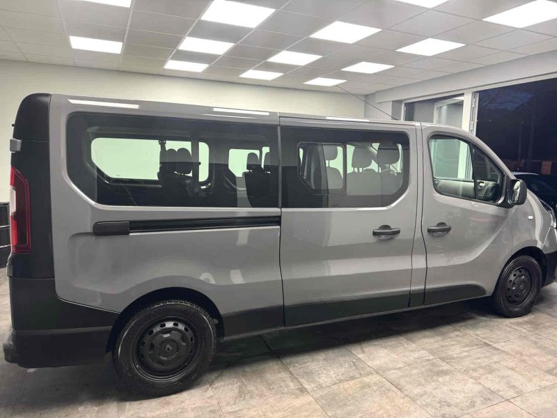 RENAULT TRAFIC 2016