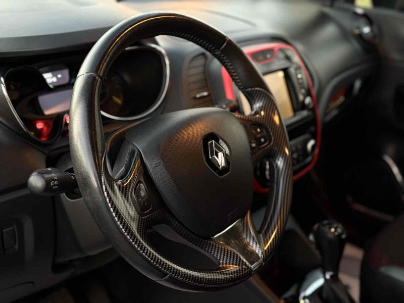 RENAULT CAPTUR 1.5 DCI 90 SL HELLY HANSEN EDC