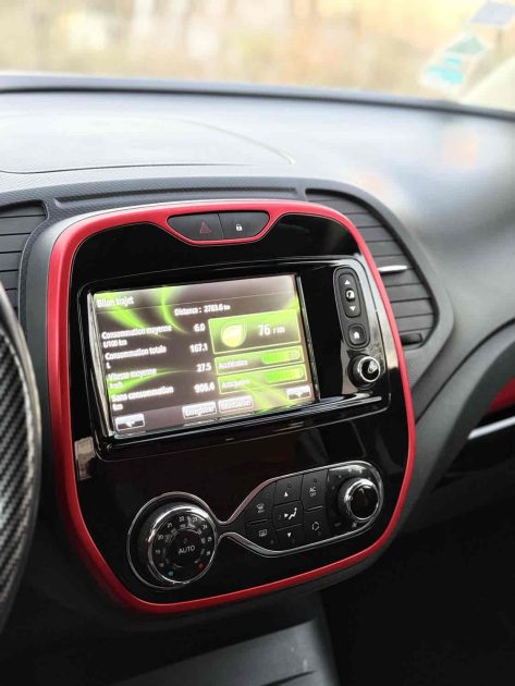 RENAULT CAPTUR 1.5 DCI 90 SL HELLY HANSEN EDC