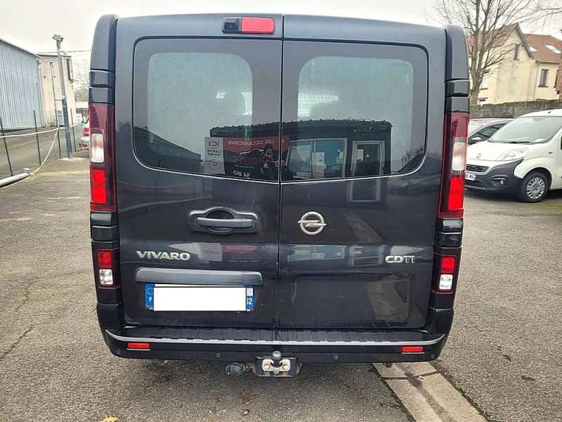 OPEL  VIVARO  2017