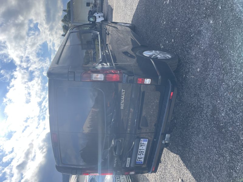 RENAULT TRAFIC III 2.0 dCi 145Ch L1H1