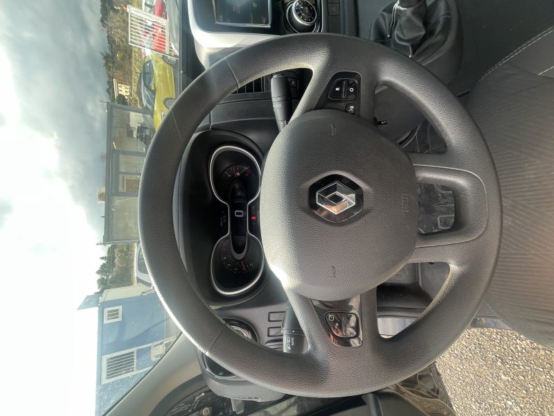 RENAULT TRAFIC III 2.0 dCi 145Ch L1H1