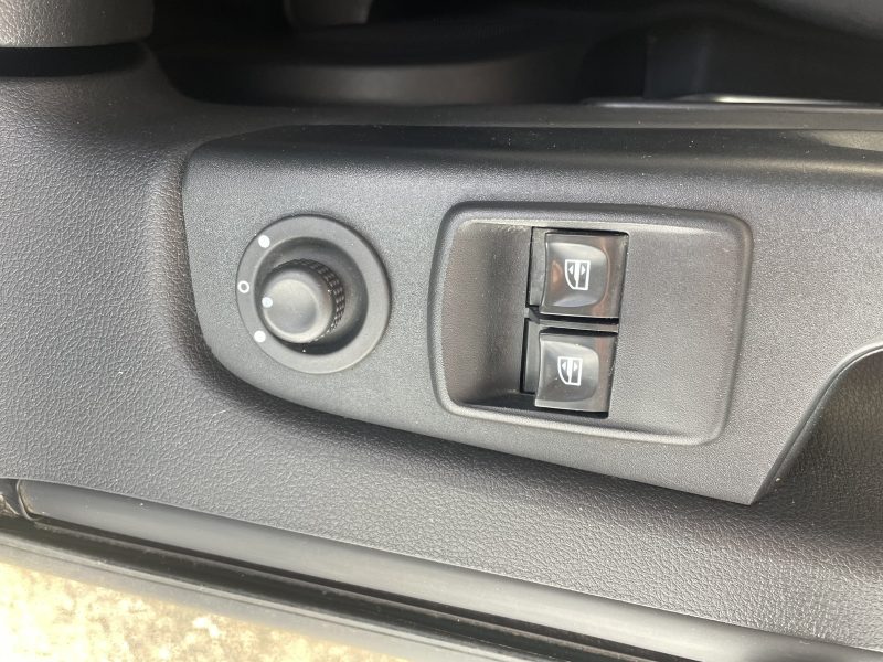 RENAULT TRAFIC III 2.0 dCi 145Ch L1H1